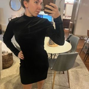 H&M Black Velvet LS Dress - NEVER WORN